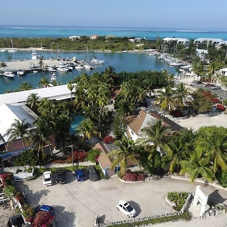 Turtle Cove Inn Екстериор снимка